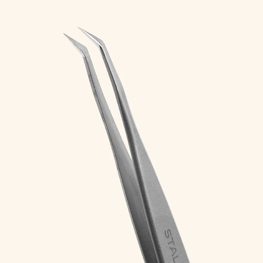 Pince à extensions de cils volume à pointe de précision